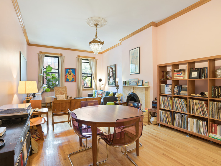 Parlor Floor 2 Bedroom in Carroll Gardens