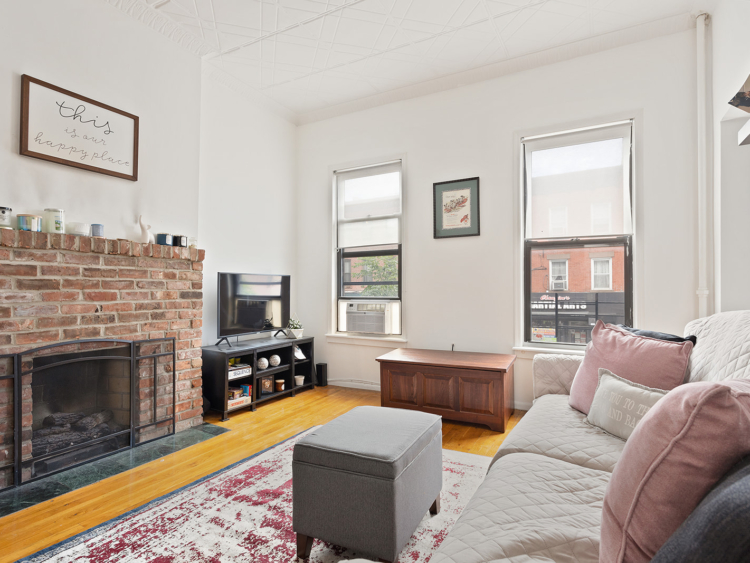 Pet Friendly 1 Bedroom in Carroll Gardens