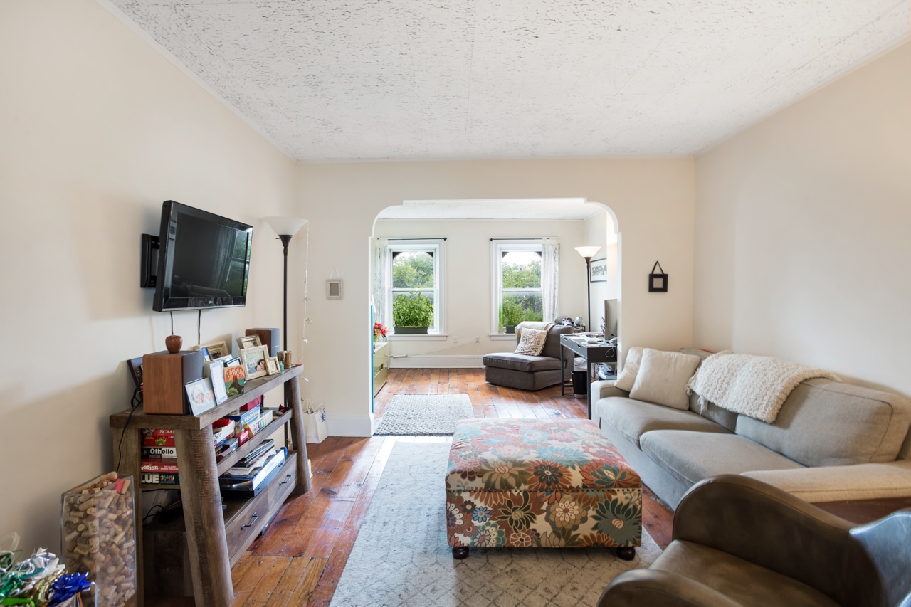 D'Andrea Craig Realty Brooklyn Townhouse, Condo, Coop, and Apartment