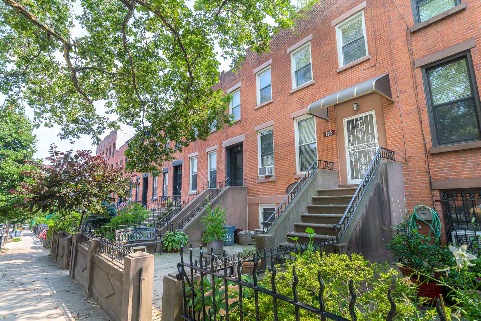 Two Family Townhouse in Carroll Gardens