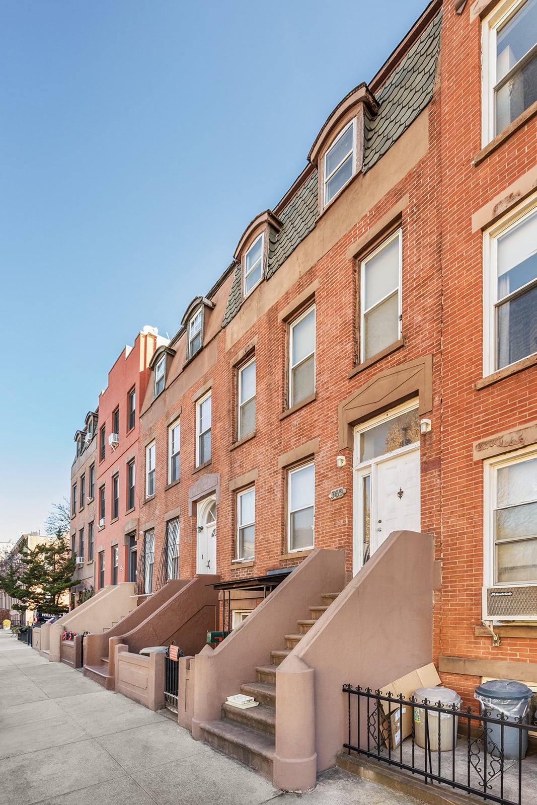 3 Family Townhouse in Carroll Gardens
