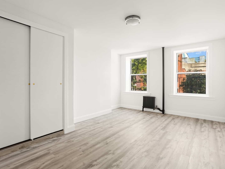 NO FEE! Gut Renovated Studio in East Village