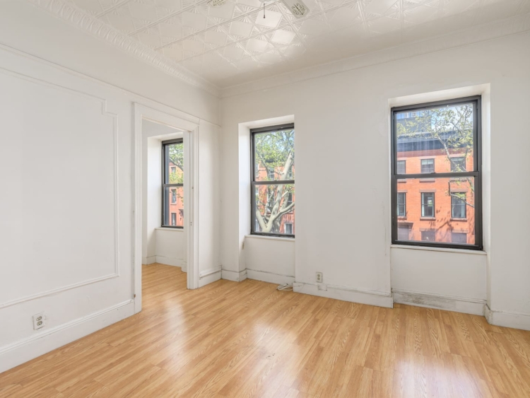 1 Bedroom + Office in Carroll Gardens