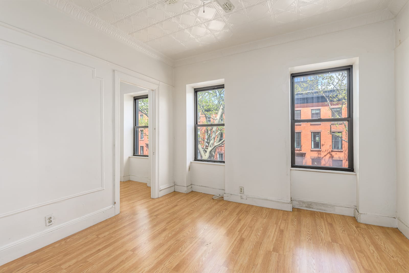 1 Bedroom + Office in Carroll Gardens