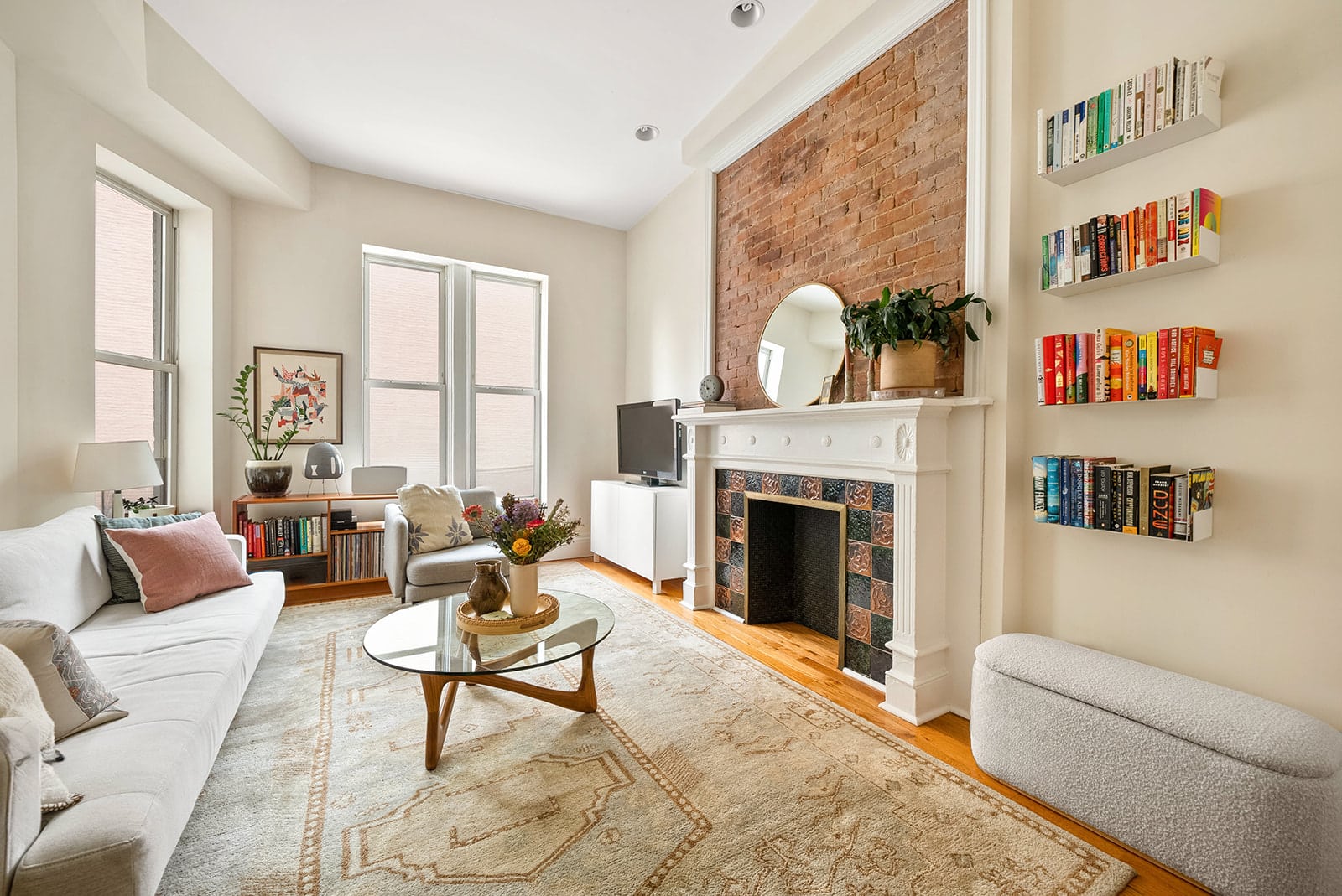 Renovated 2 Bedroom w/Laundry in Clinton Hill
