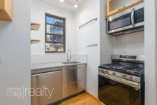 414_Court_St_Fl_2_web-wm_06