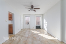 556_Henry_St_Apt_2_web-wm_02