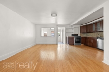 90 2nd St