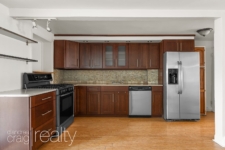 90 2nd St