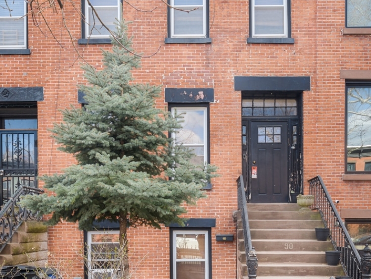 Townhouse in Carroll Gardens