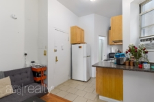 221_Ave_A_Apt_4_web_wm_03