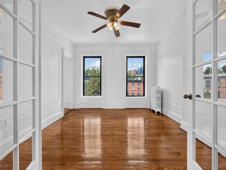 Top Floor 1 Bedroom + Office in Carroll Gardens